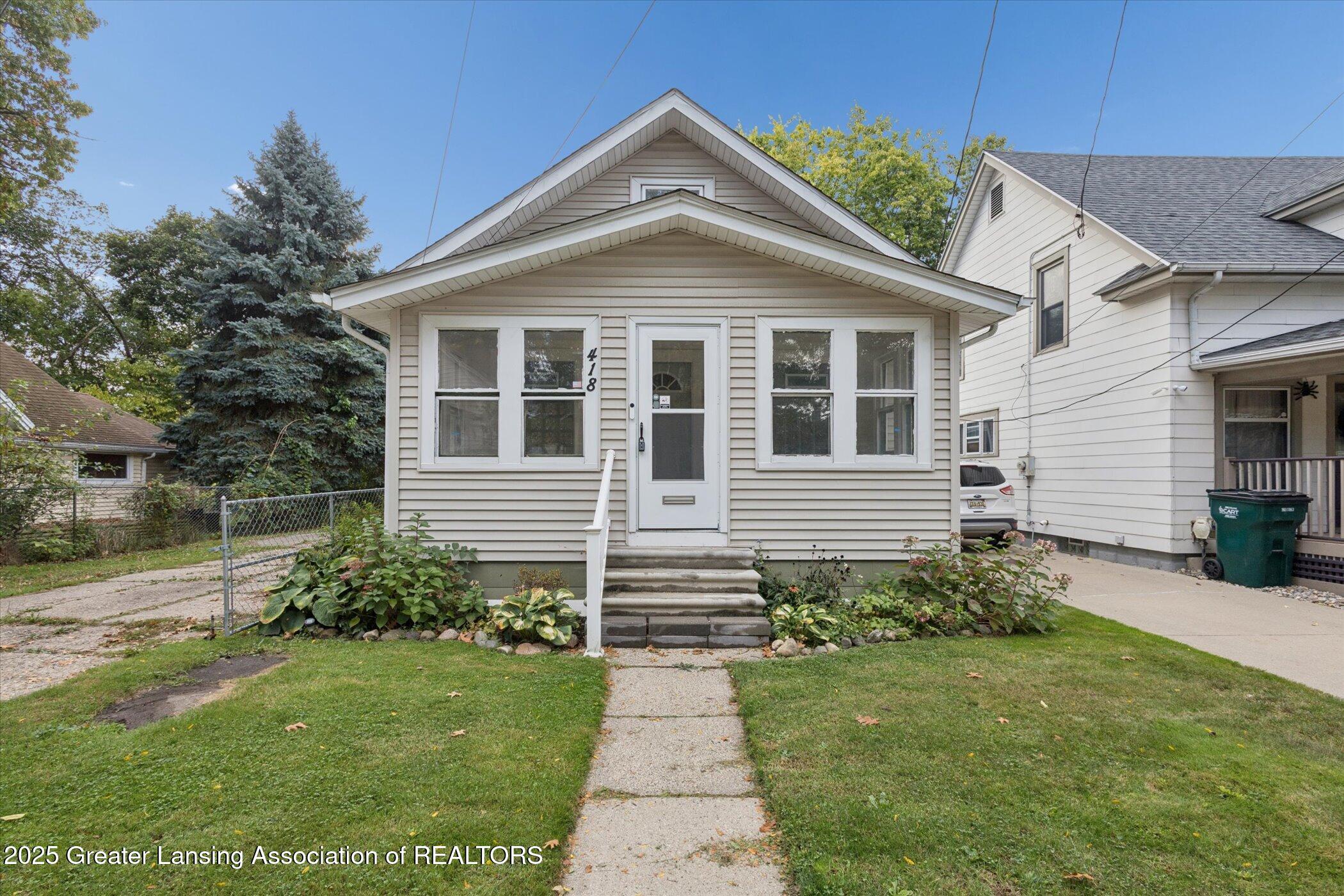 418 Clifford Street