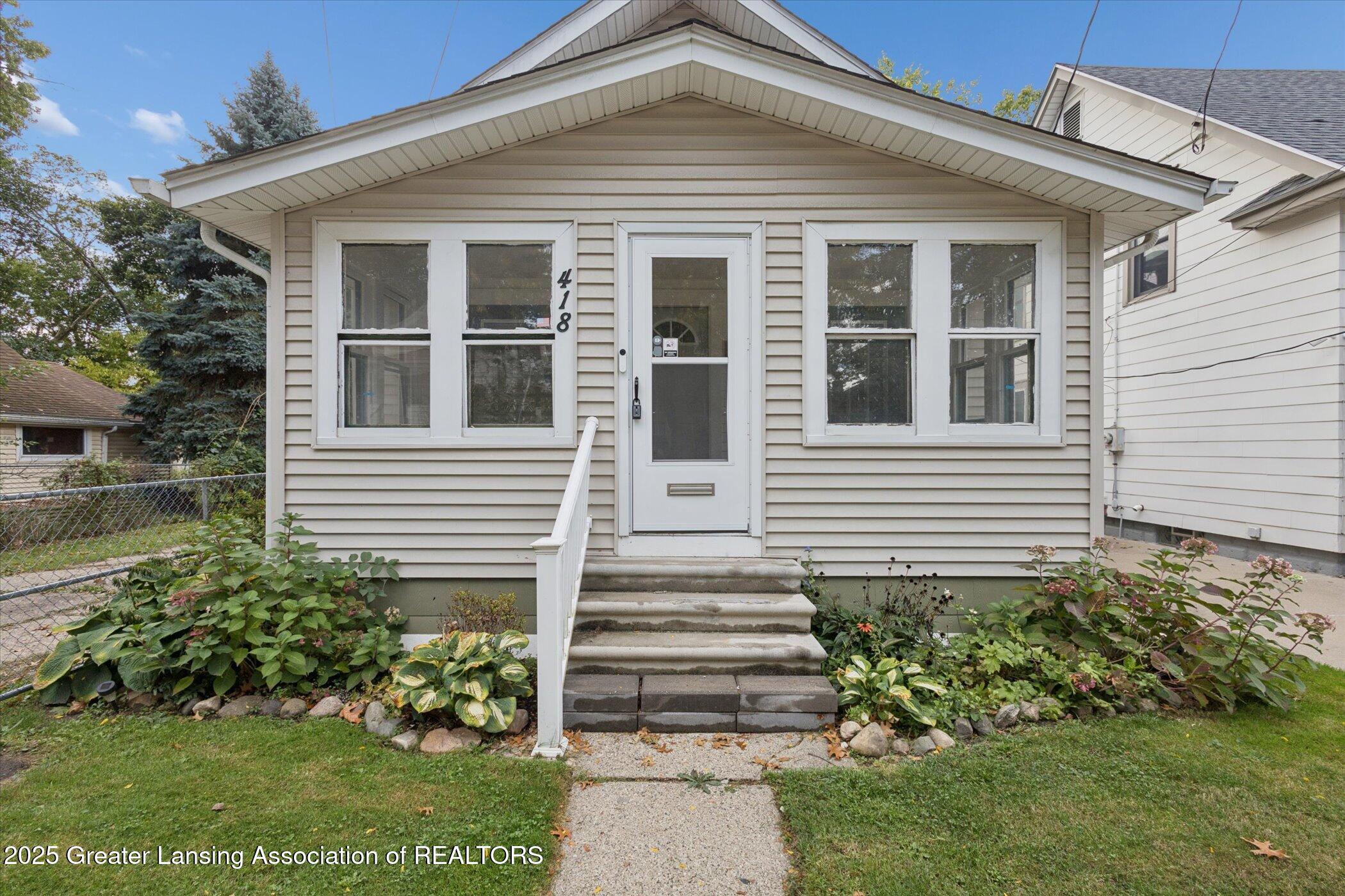 418 Clifford Street