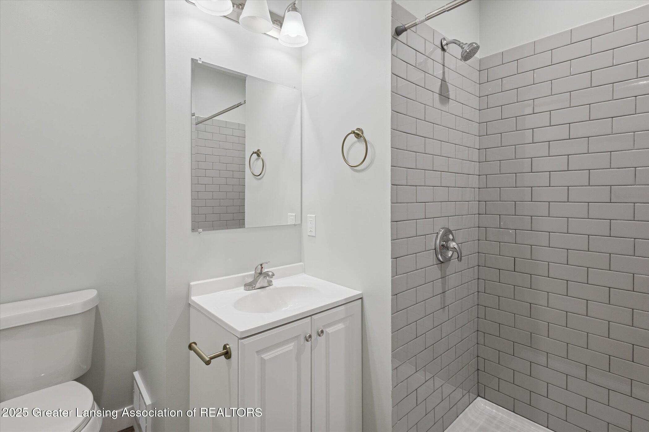 9565 State Road, Haslett