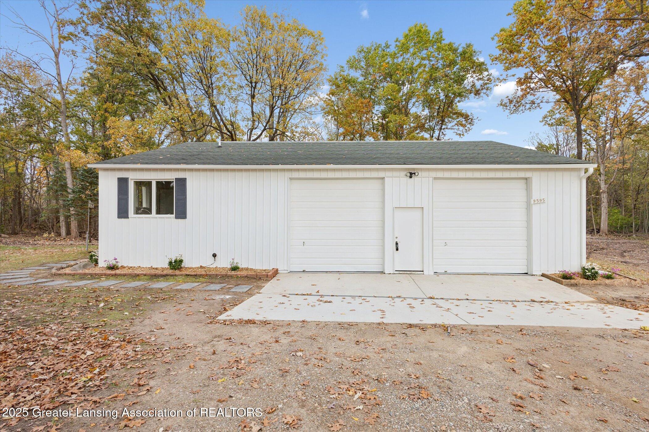 9565 State Road, Haslett
