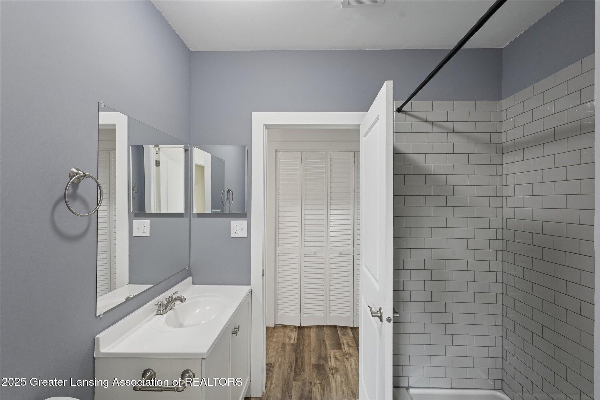 9565 State Road, Haslett