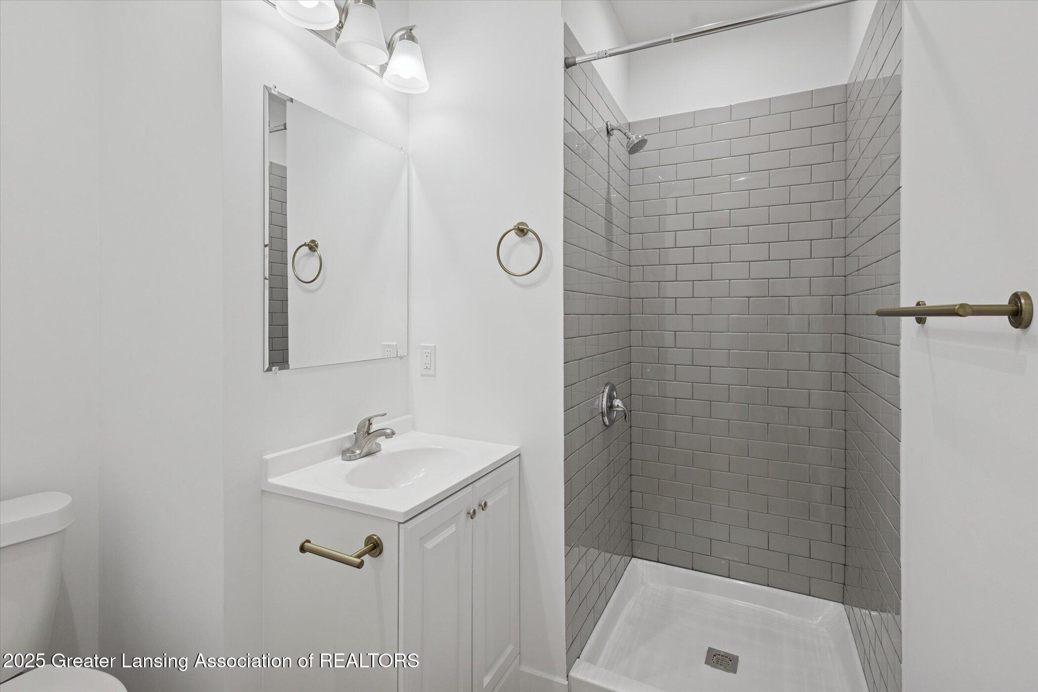 9565 State Road, Haslett