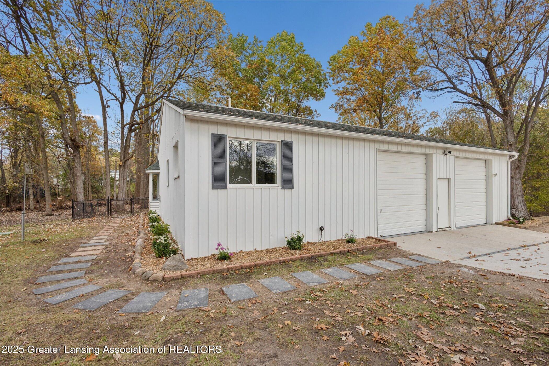 9565 State Road, Haslett