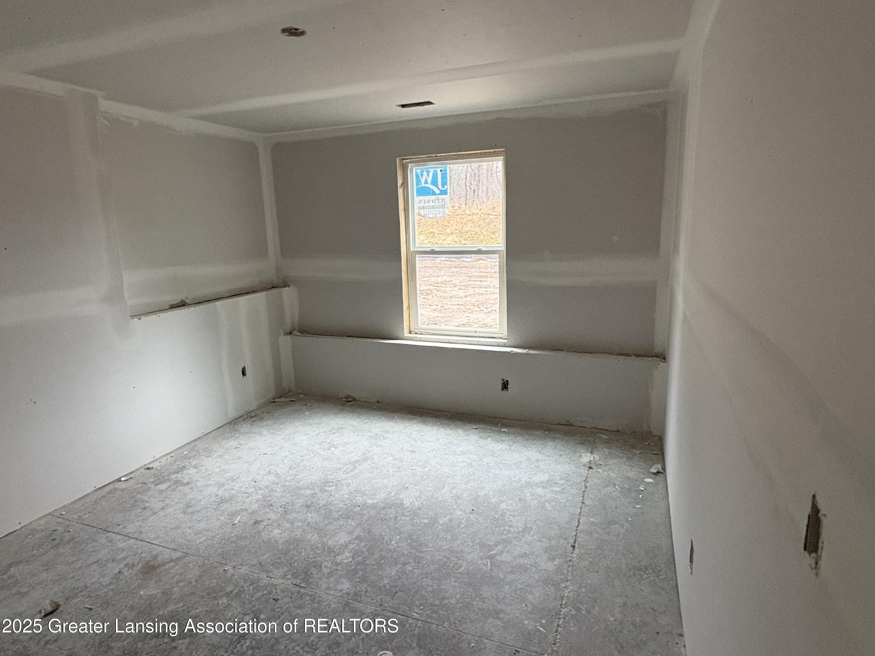 14103 Ambrosia Avenue, DeWitt