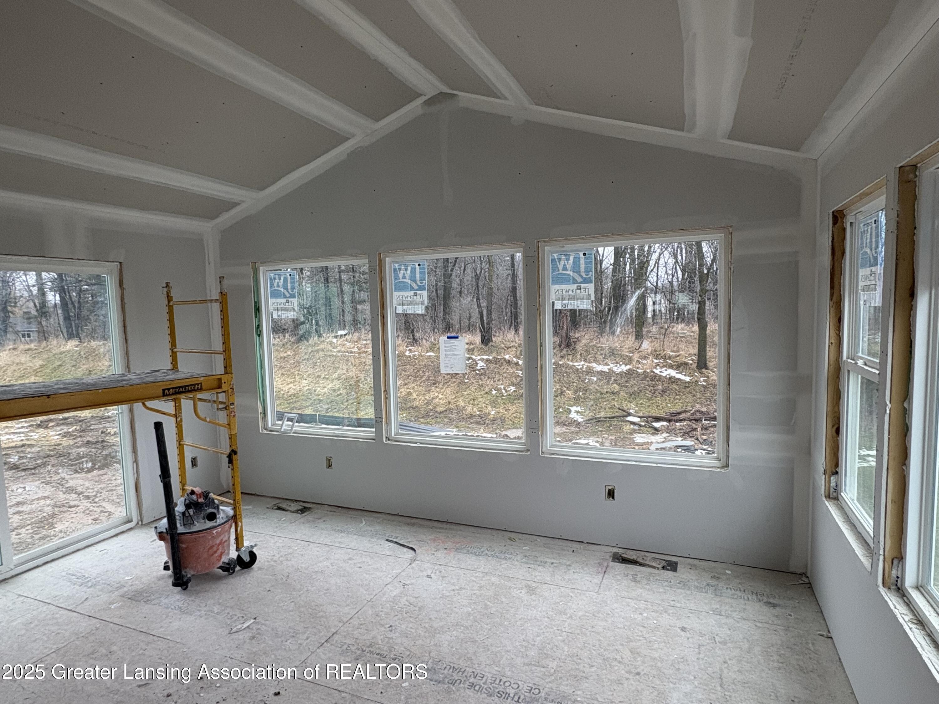 14103 Ambrosia Avenue, DeWitt