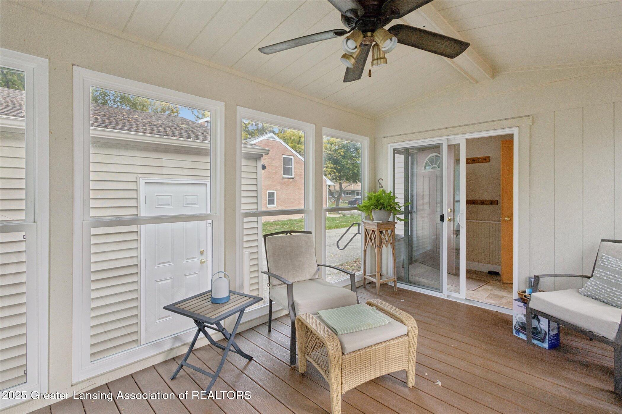 223 Lexington Avenue