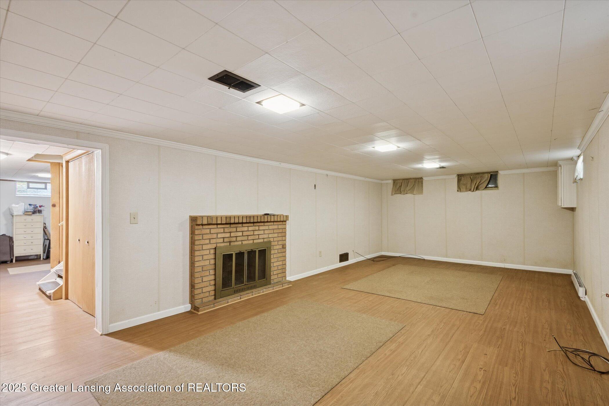 223 Lexington Avenue