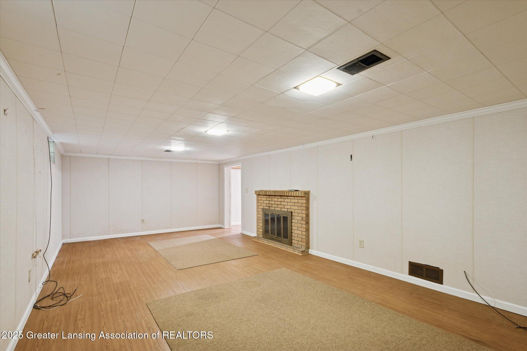 223 Lexington Avenue