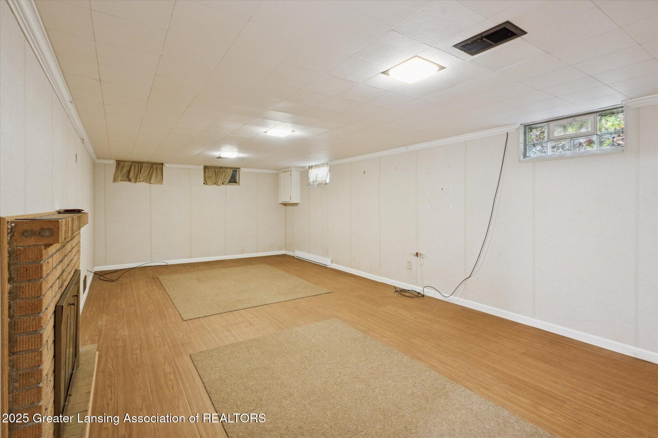 223 Lexington Avenue