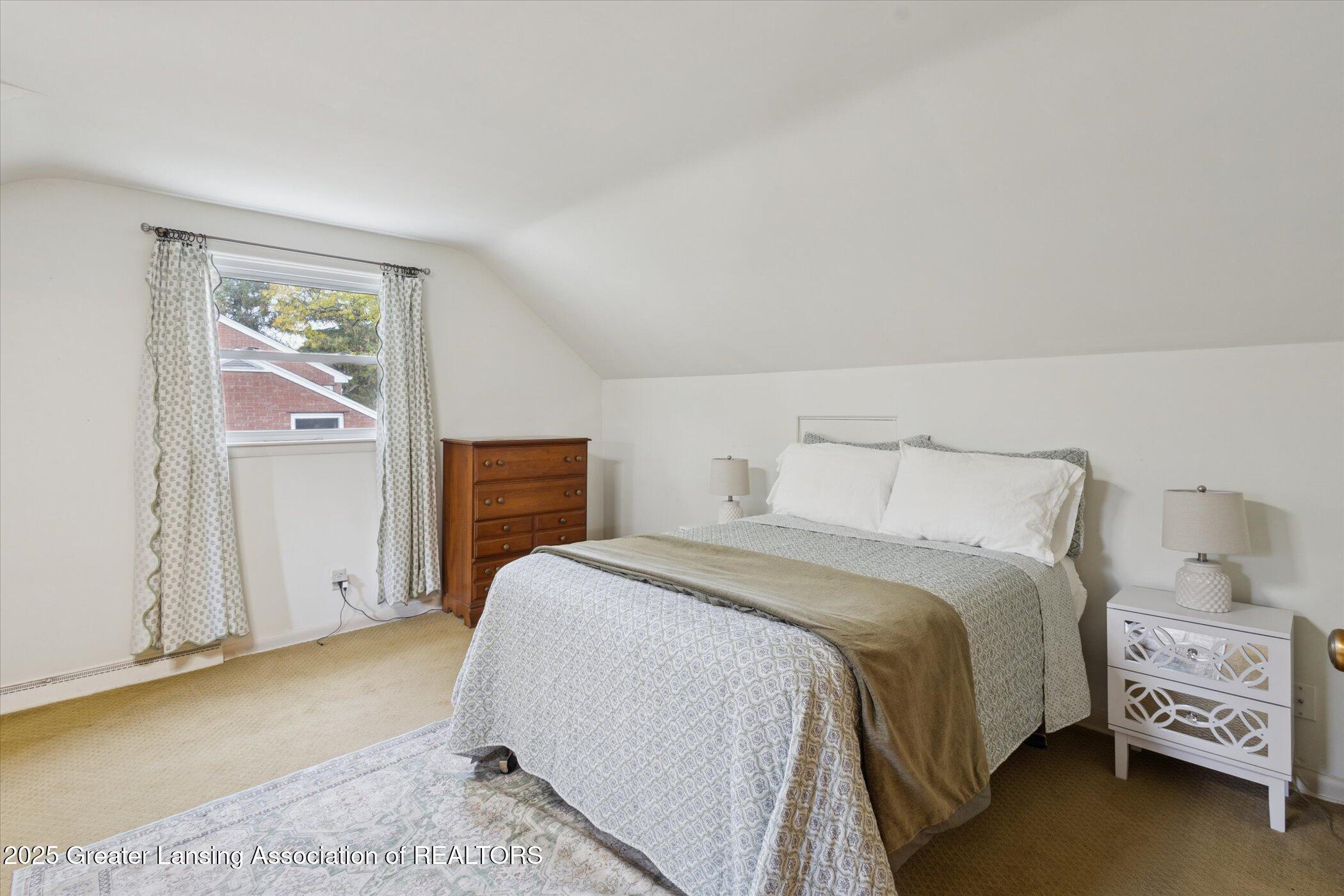 223 Lexington Avenue