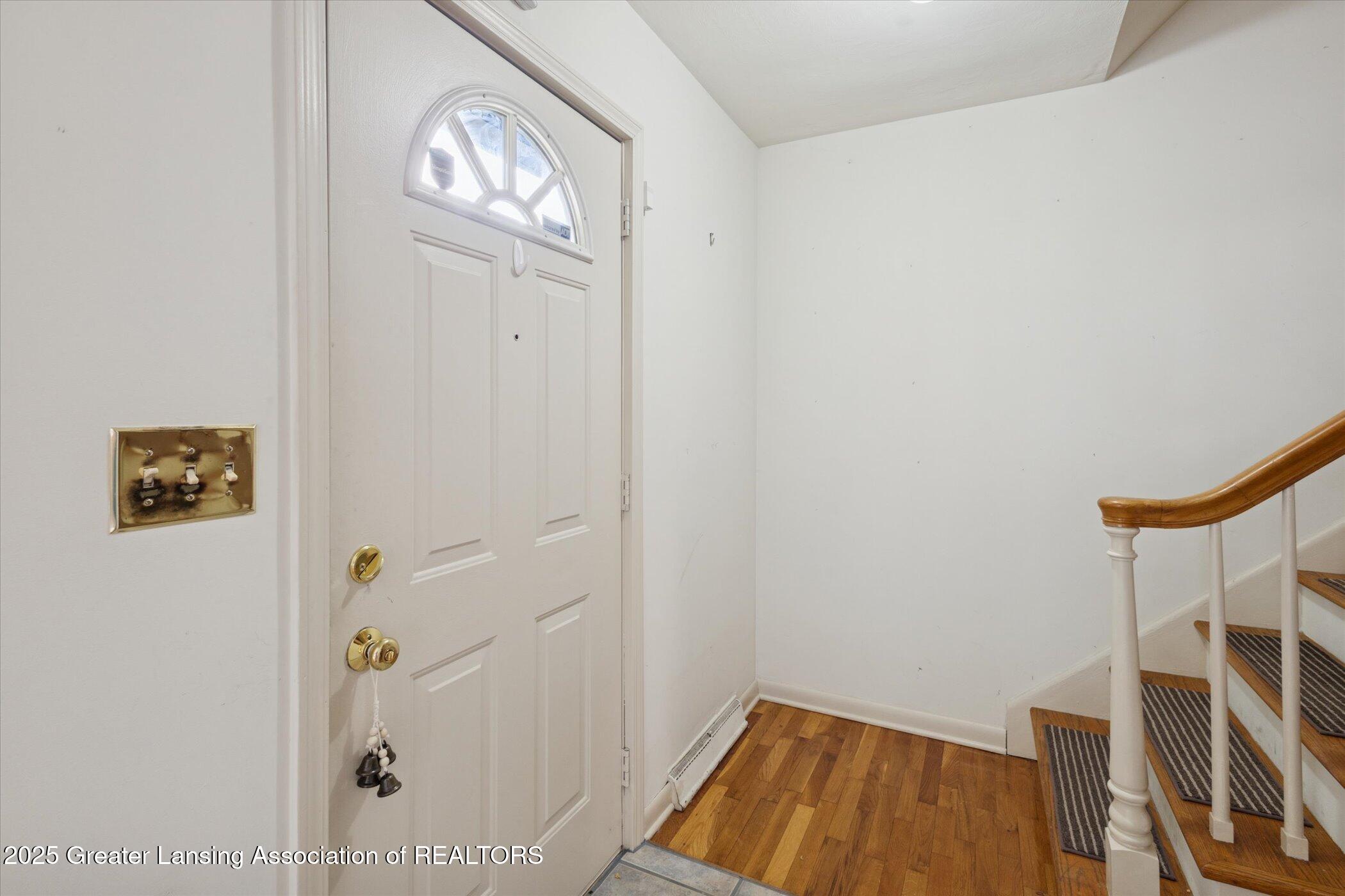 223 Lexington Avenue