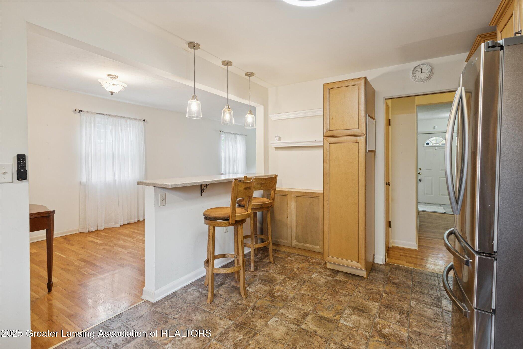 223 Lexington Avenue