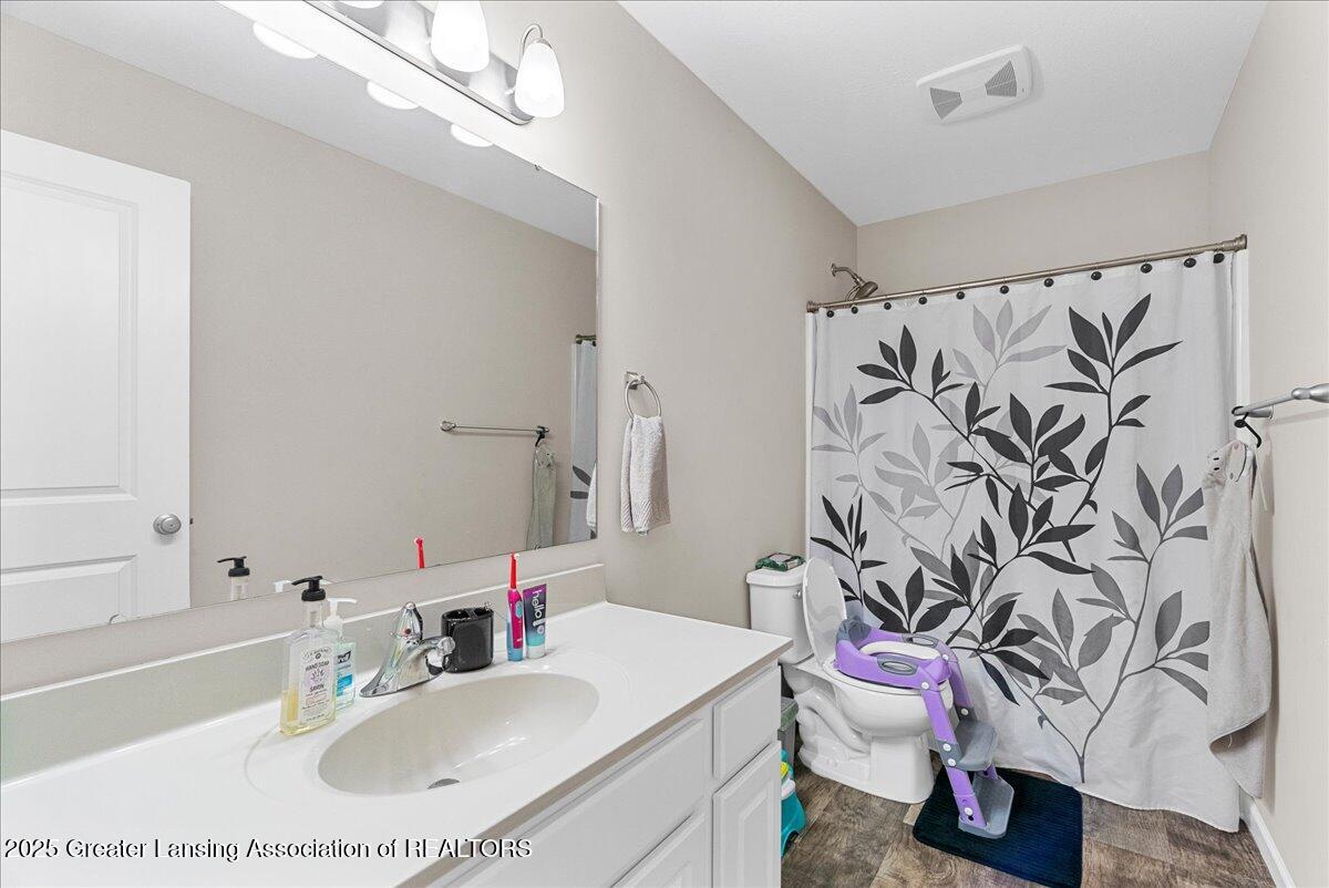 3586 Fernwood Lane 111