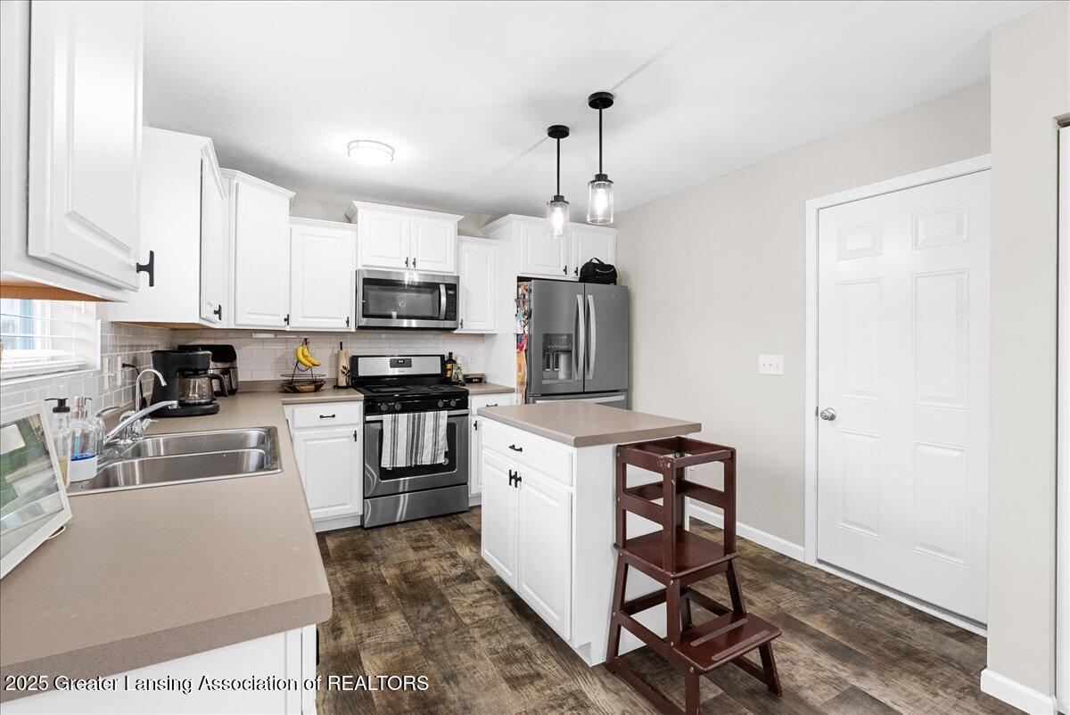 3586 Fernwood Lane 111