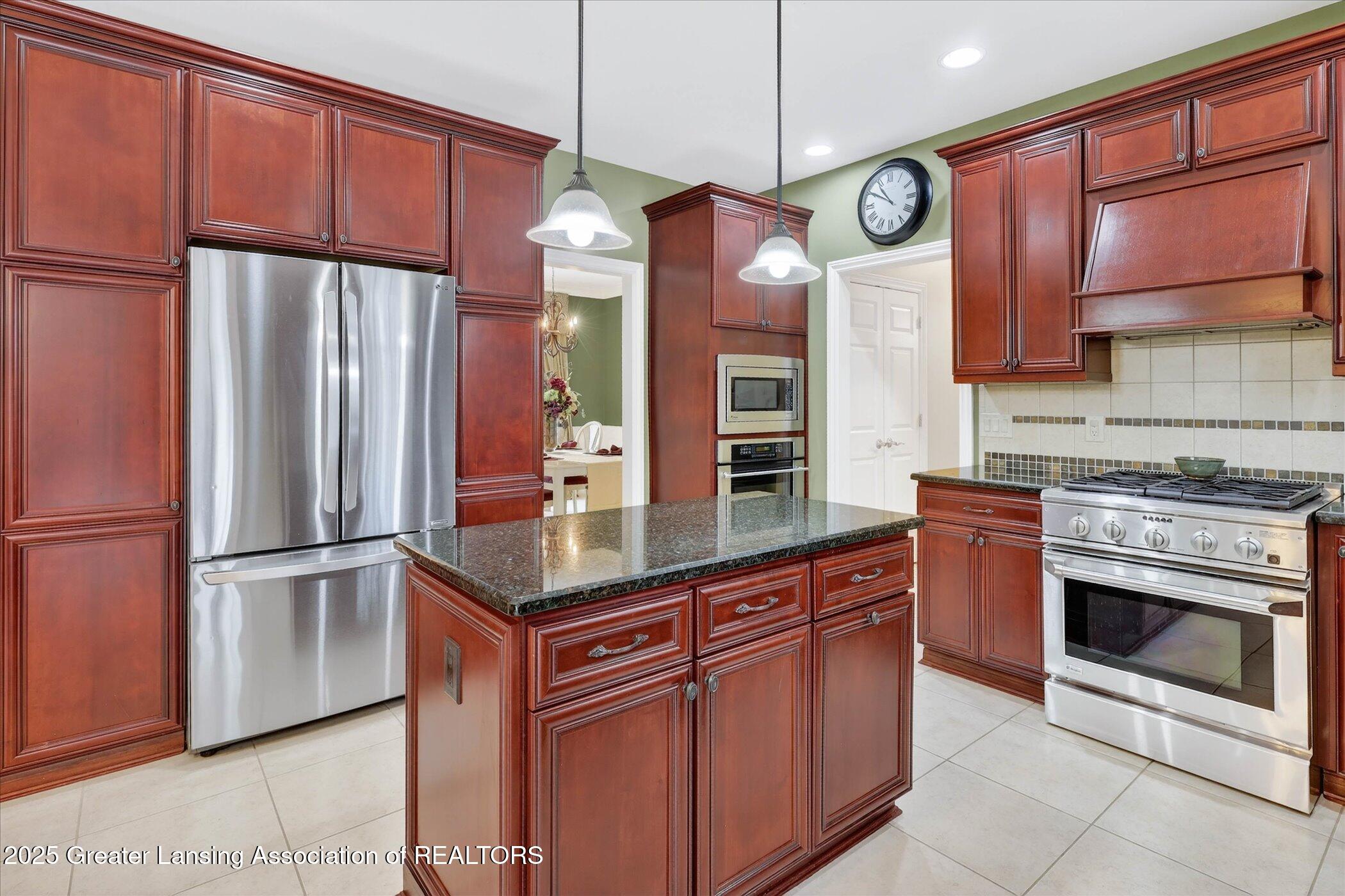 2004 Timberview Drive