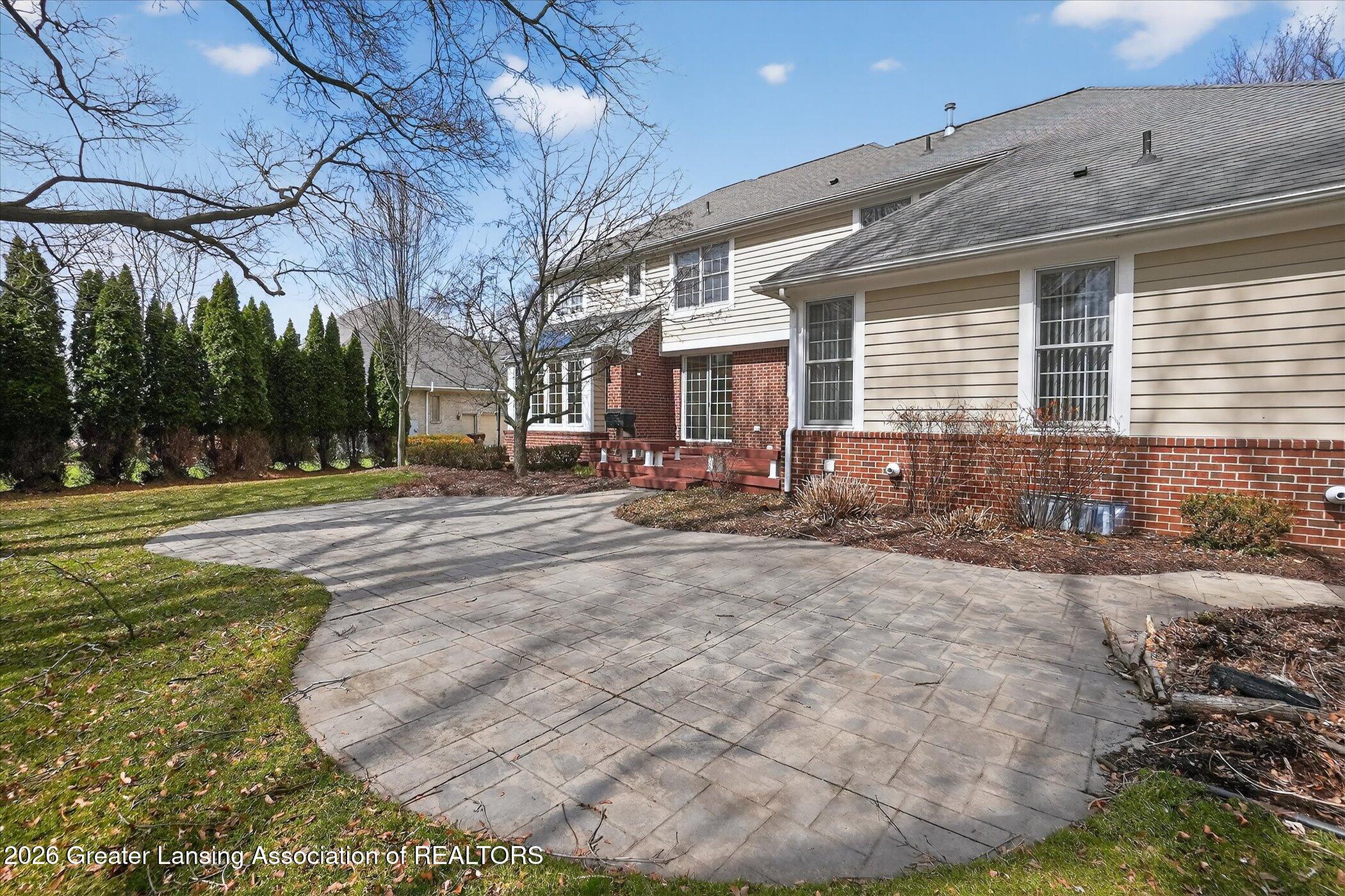 2004 Timberview Drive