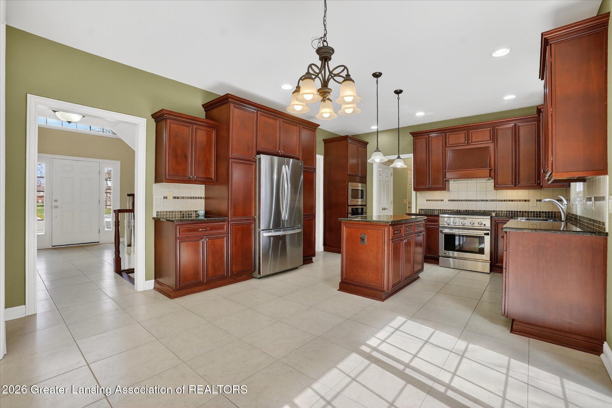 2004 Timberview Drive