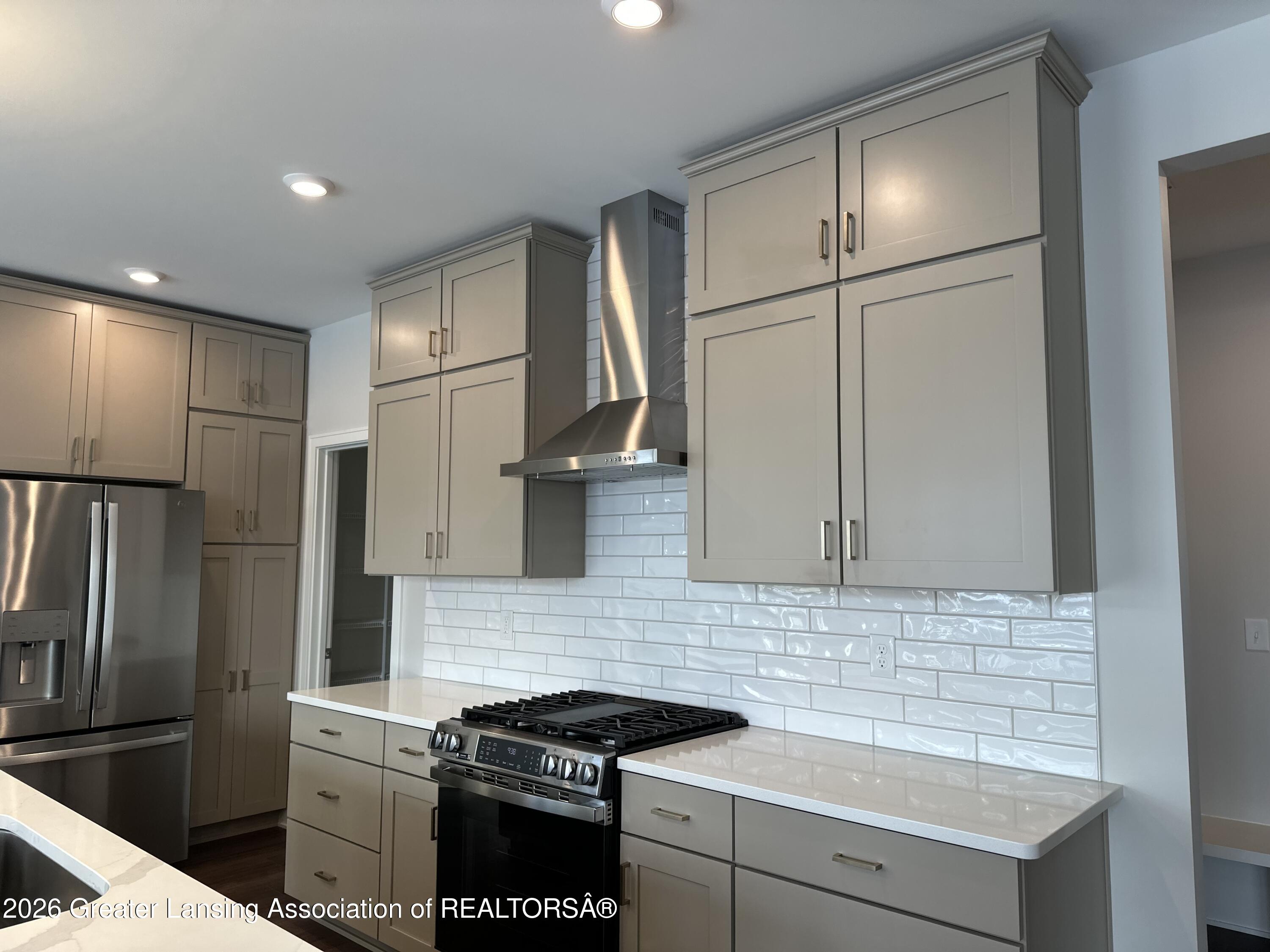 2807 Carnoustie Drive