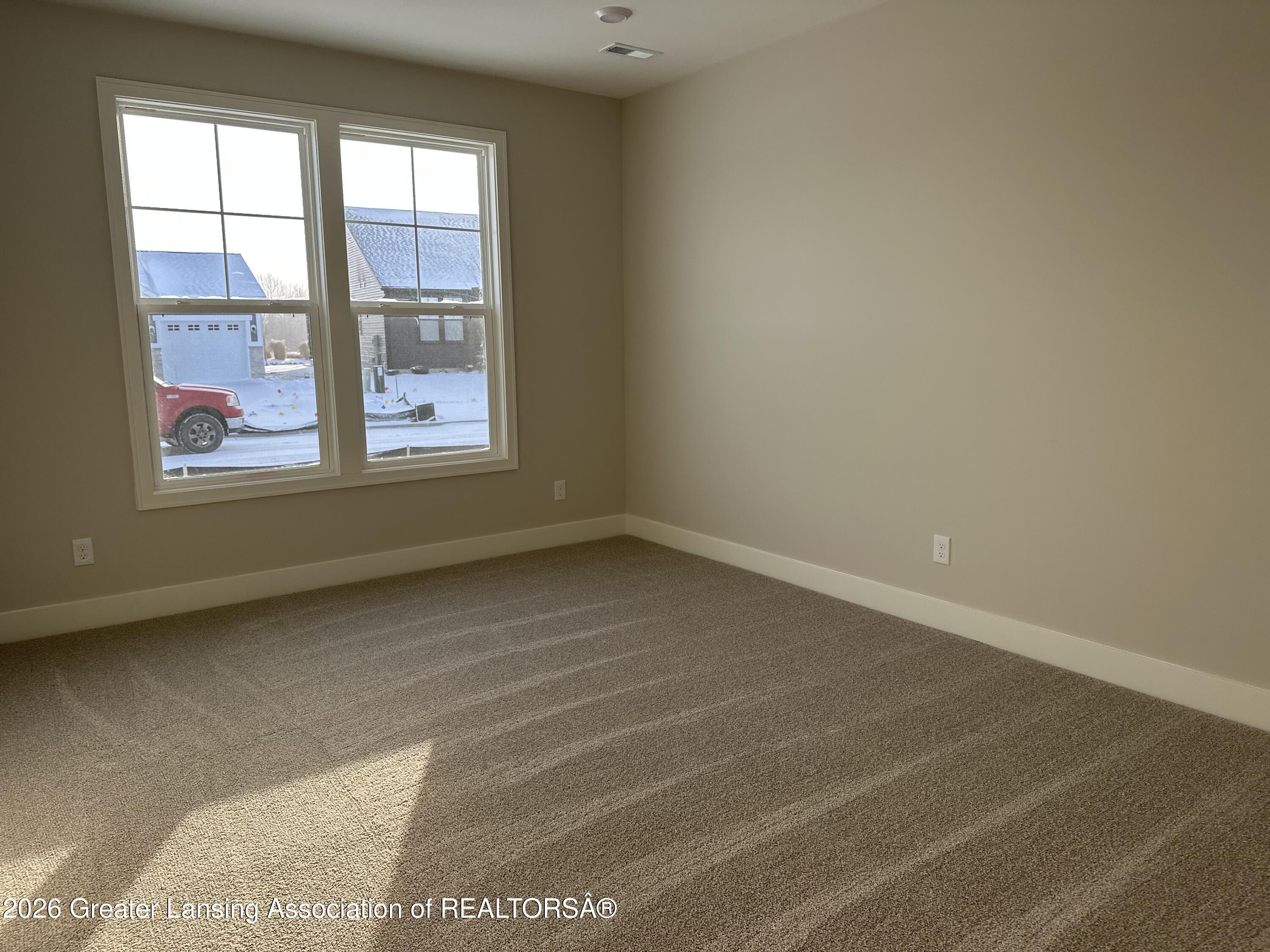 2807 Carnoustie Drive