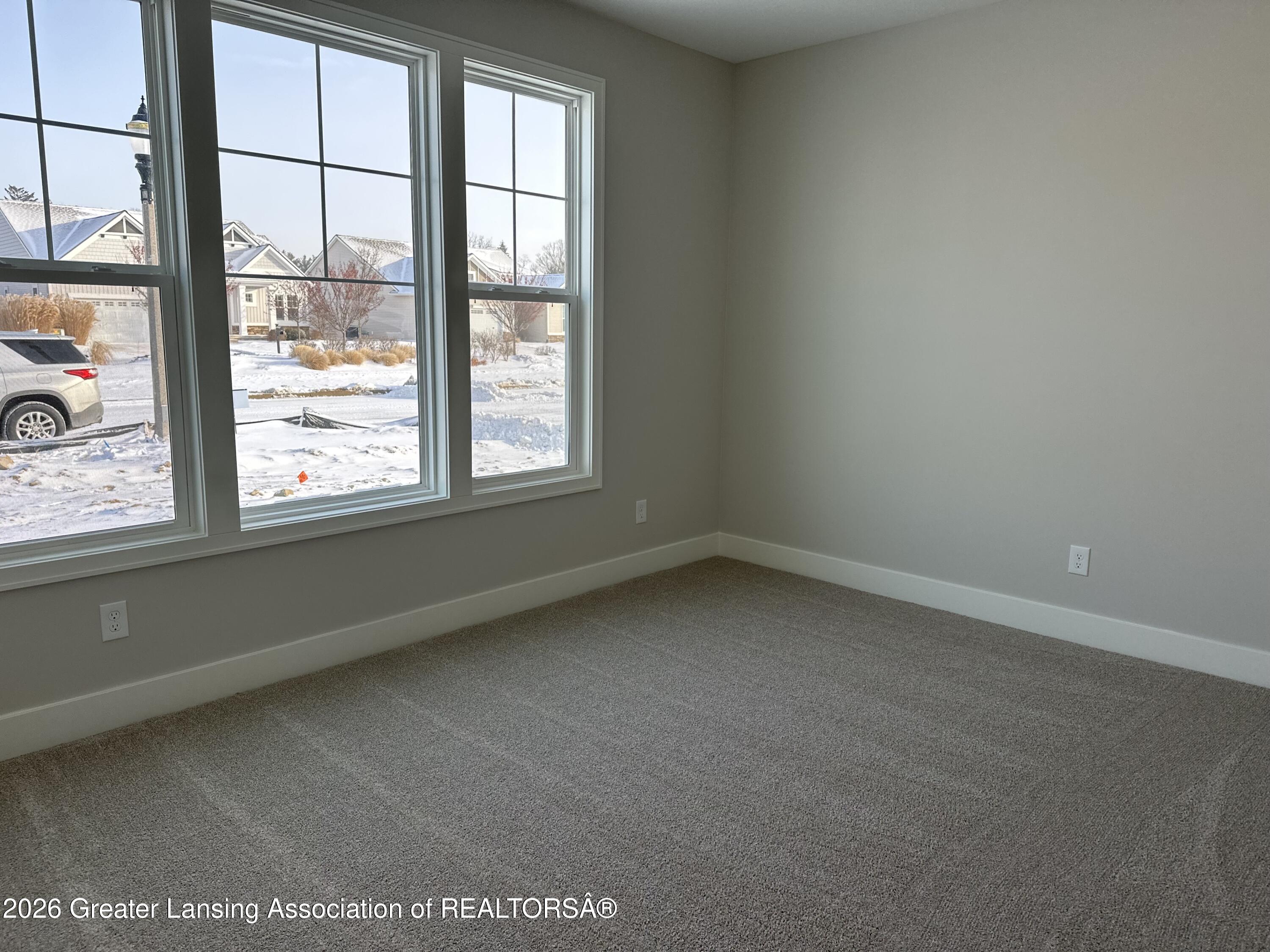 2807 Carnoustie Drive