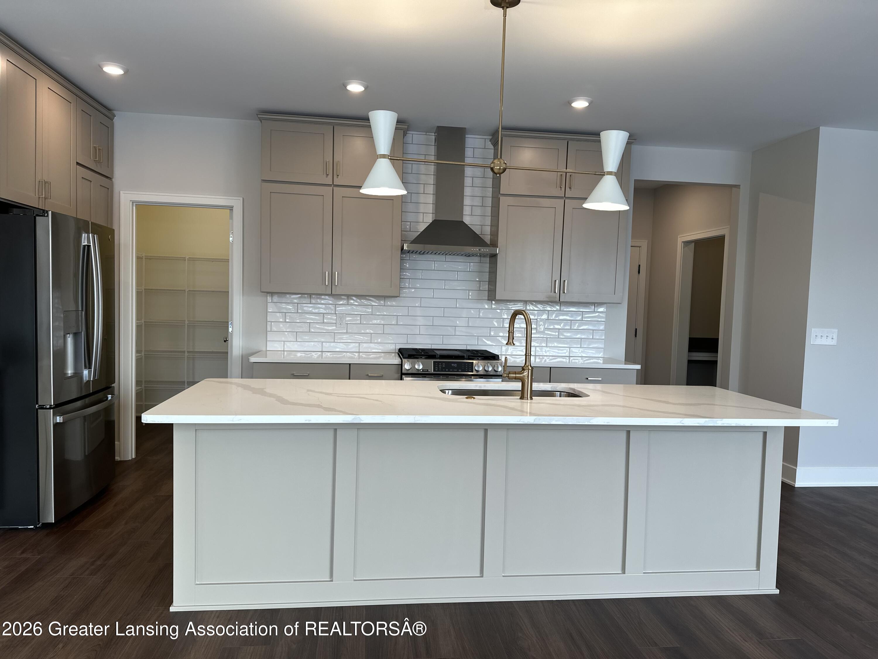 2807 Carnoustie Drive