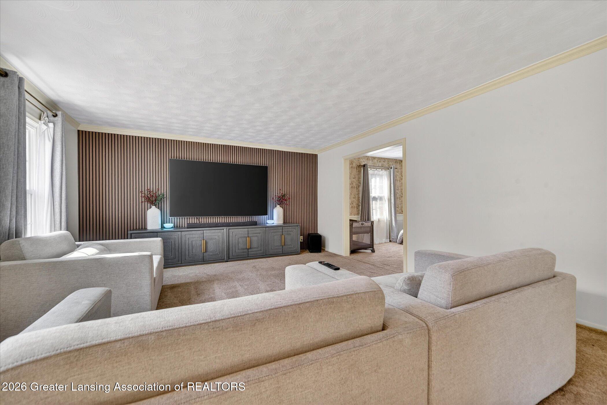 2098 Butternut Drive