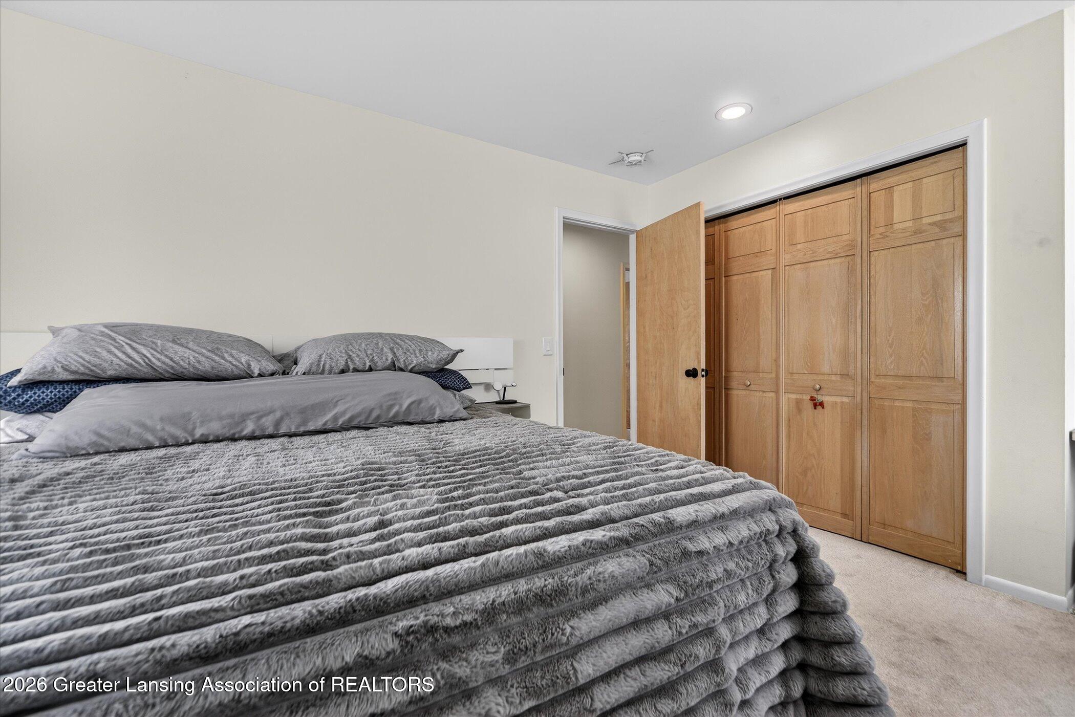 2098 Butternut Drive