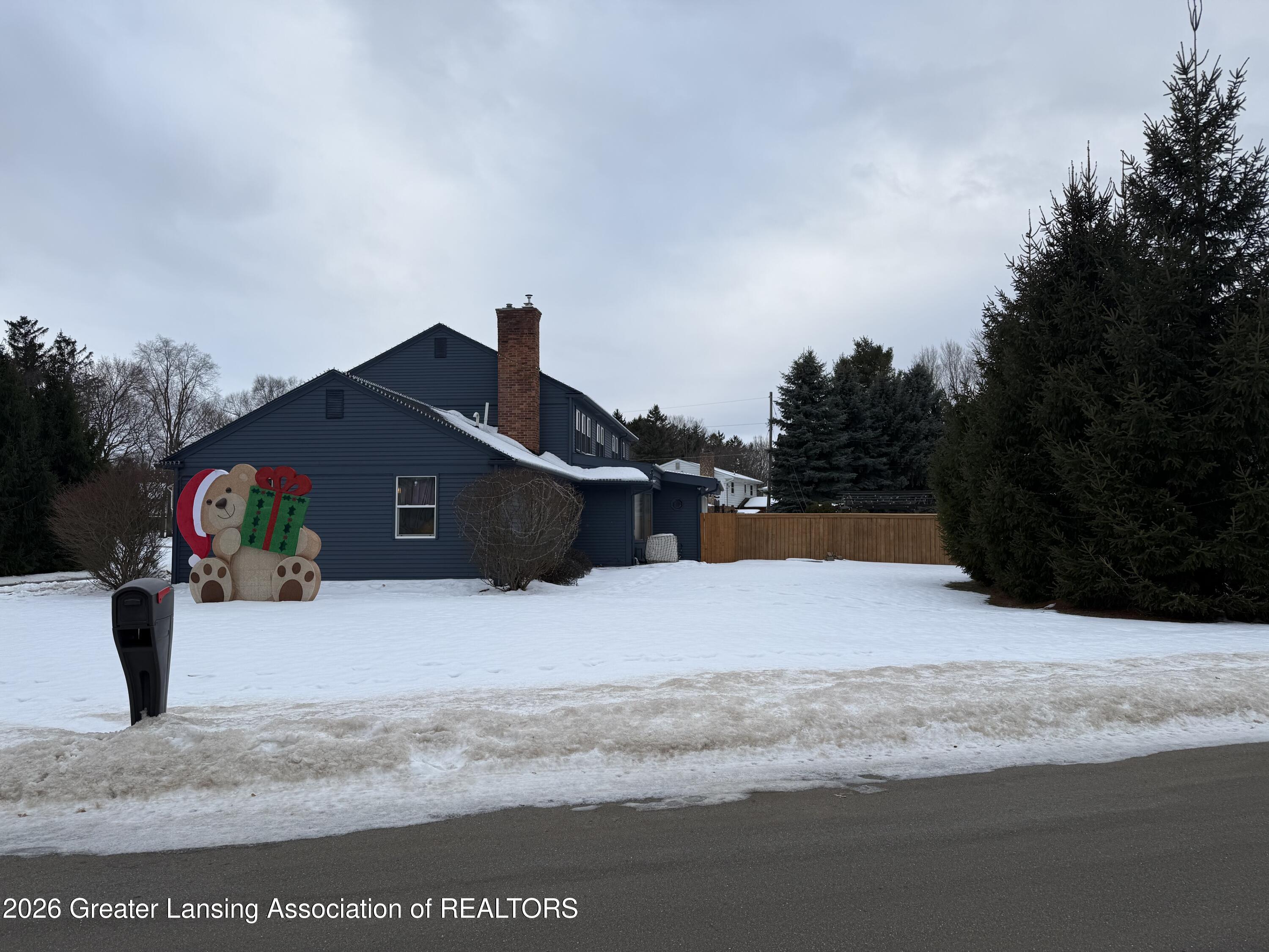 2098 Butternut Drive