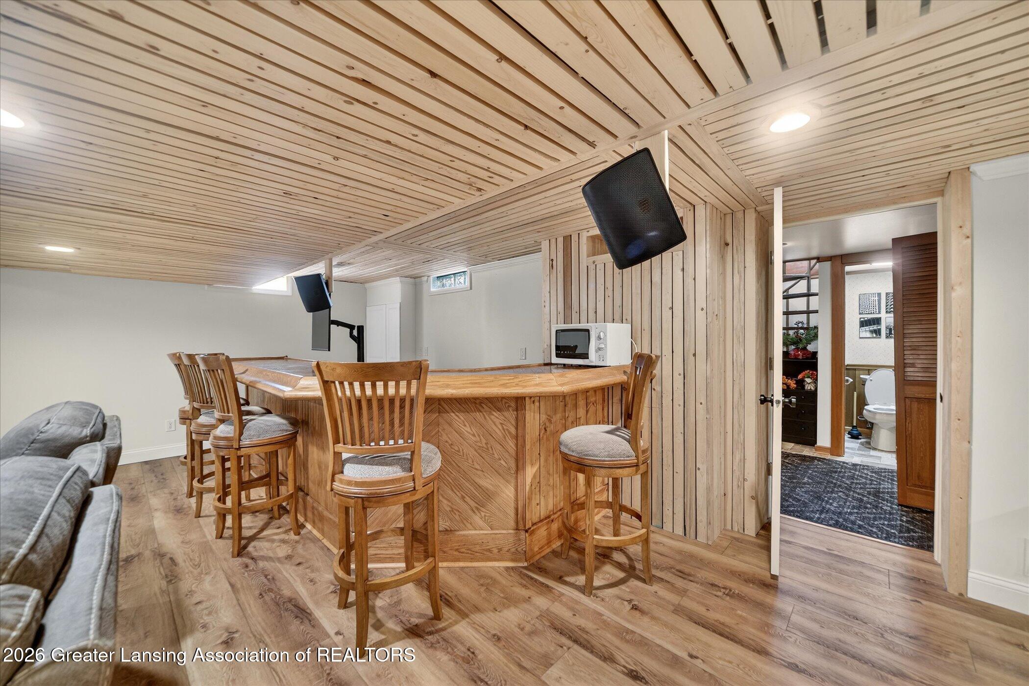 2098 Butternut Drive