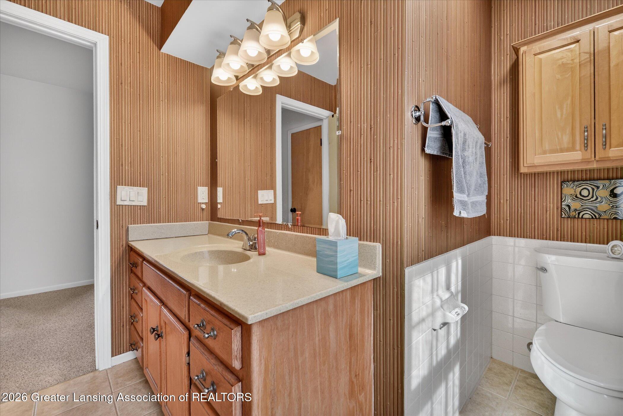 2098 Butternut Drive