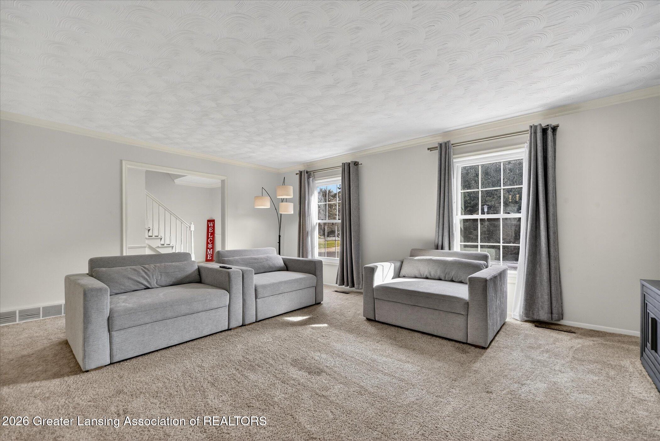 2098 Butternut Drive