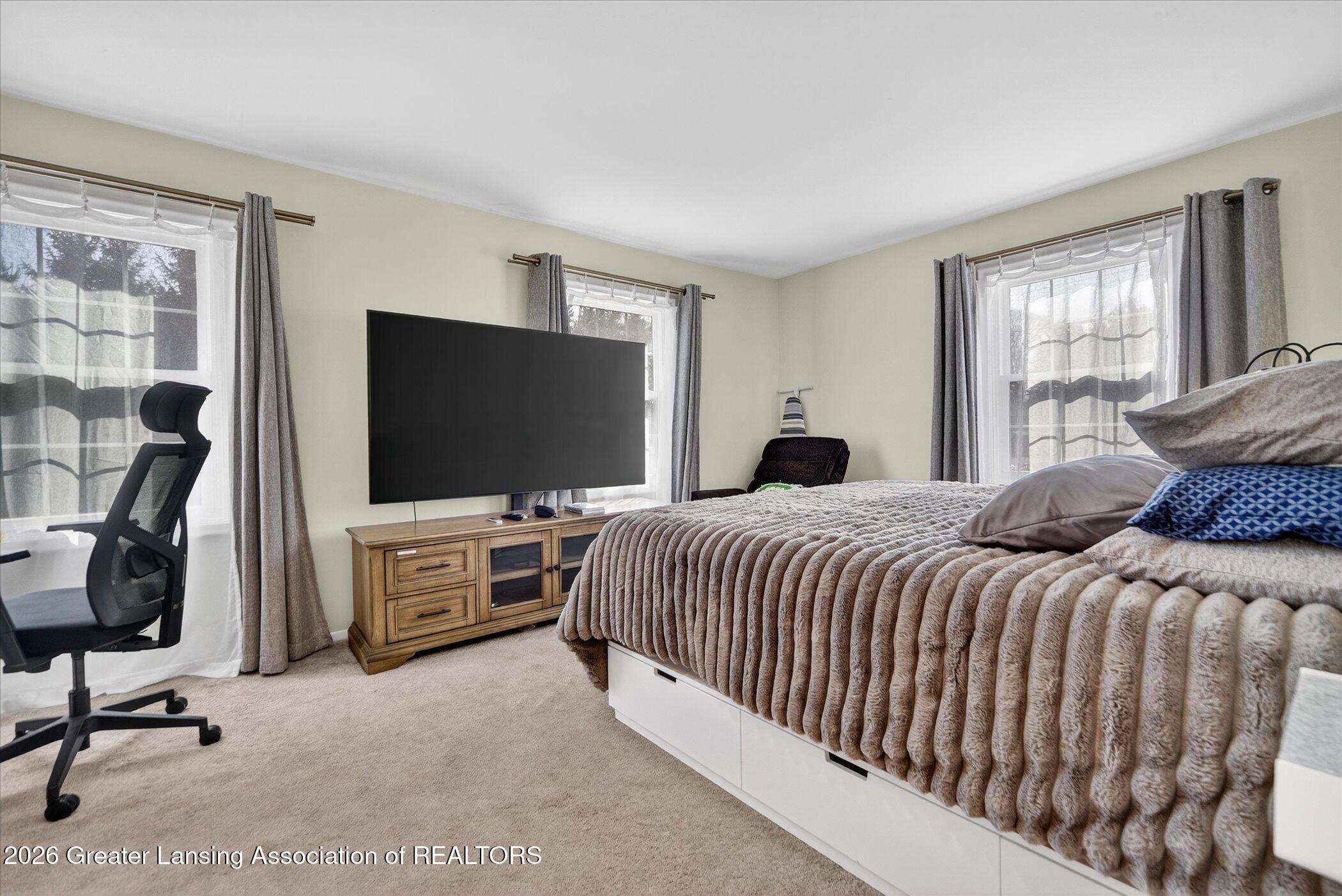 2098 Butternut Drive