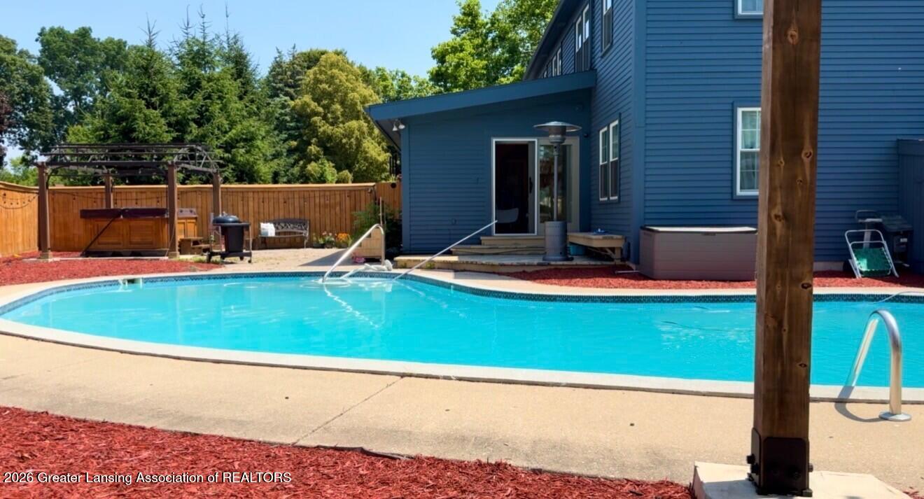 2098 Butternut Drive