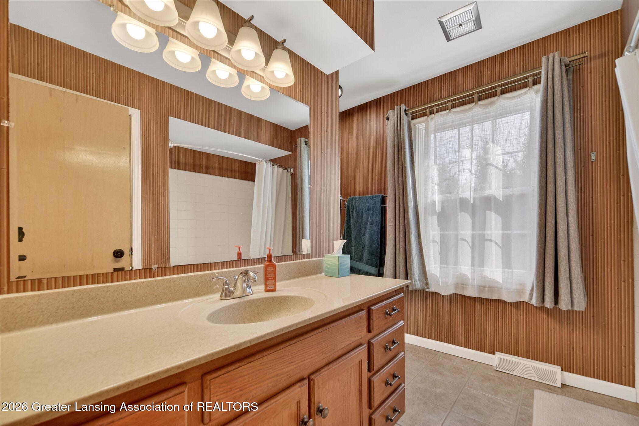 2098 Butternut Drive