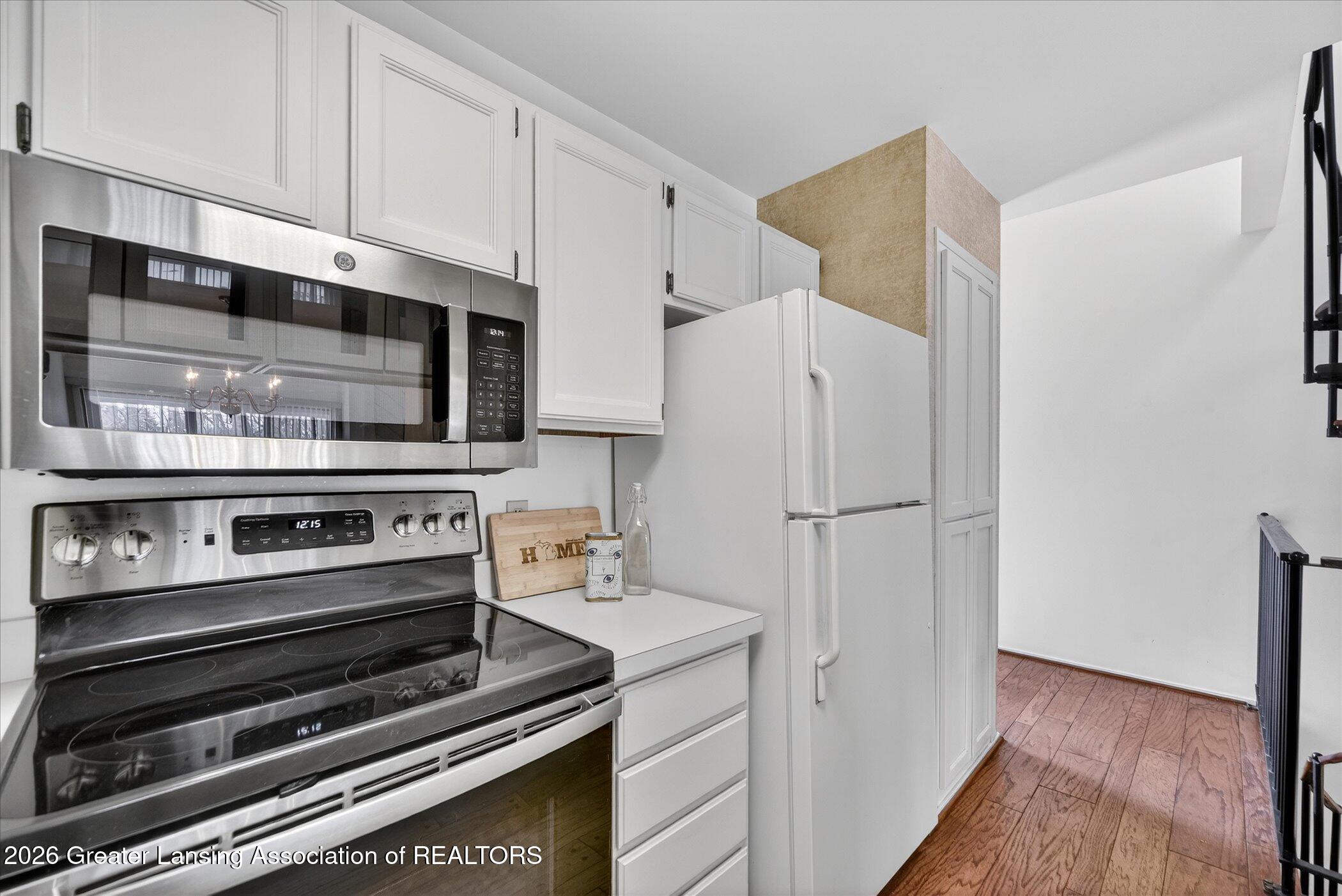 3648 E Meadows Court