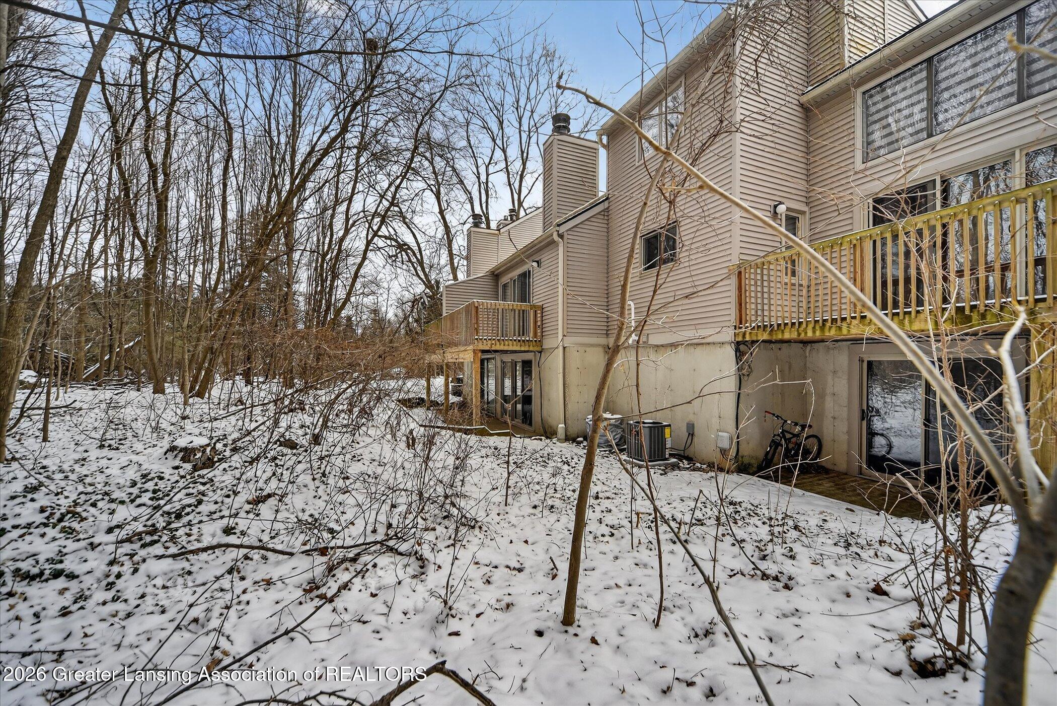 3648 E Meadows Court