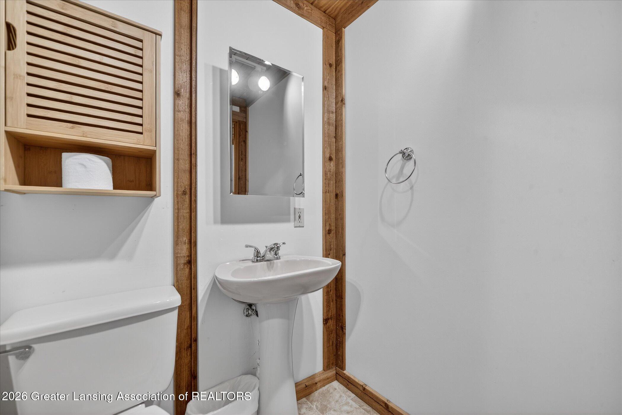 3648 E Meadows Court