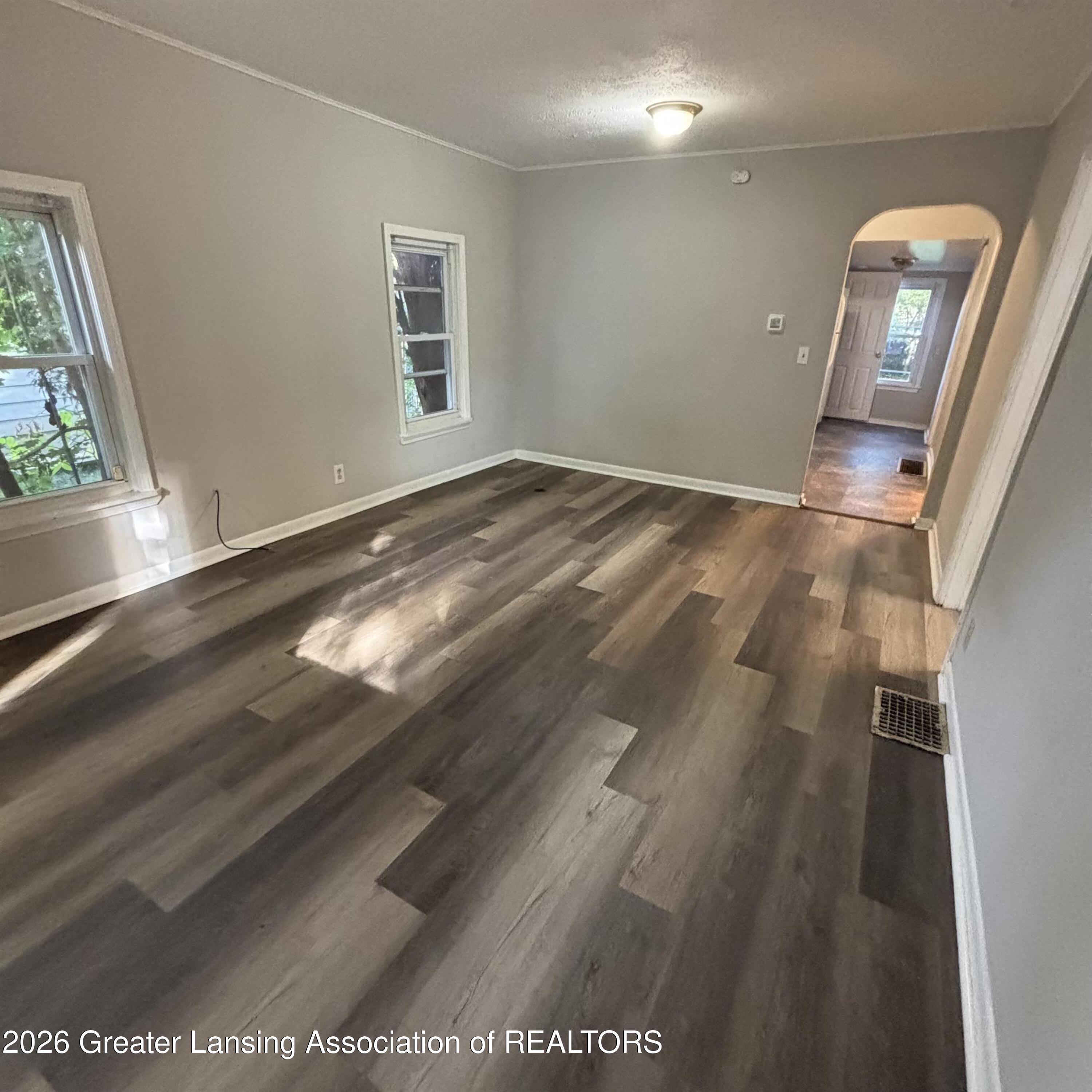 411 S Hayford Avenue