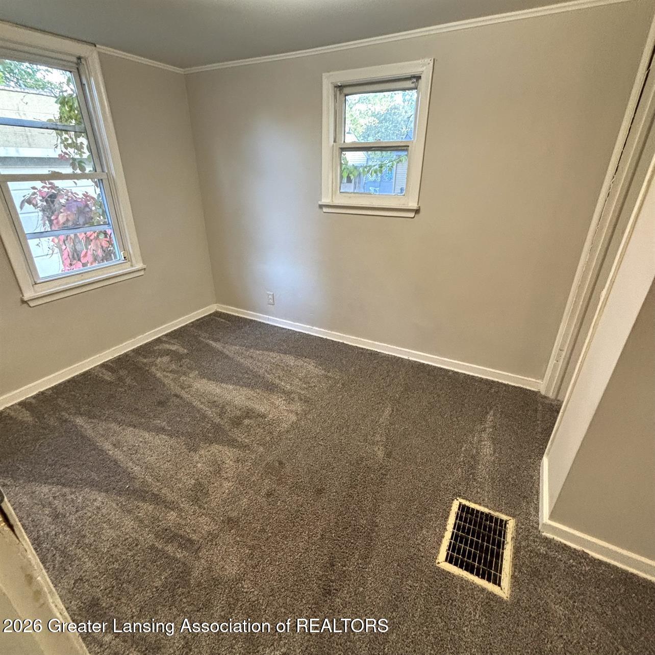 411 S Hayford Avenue