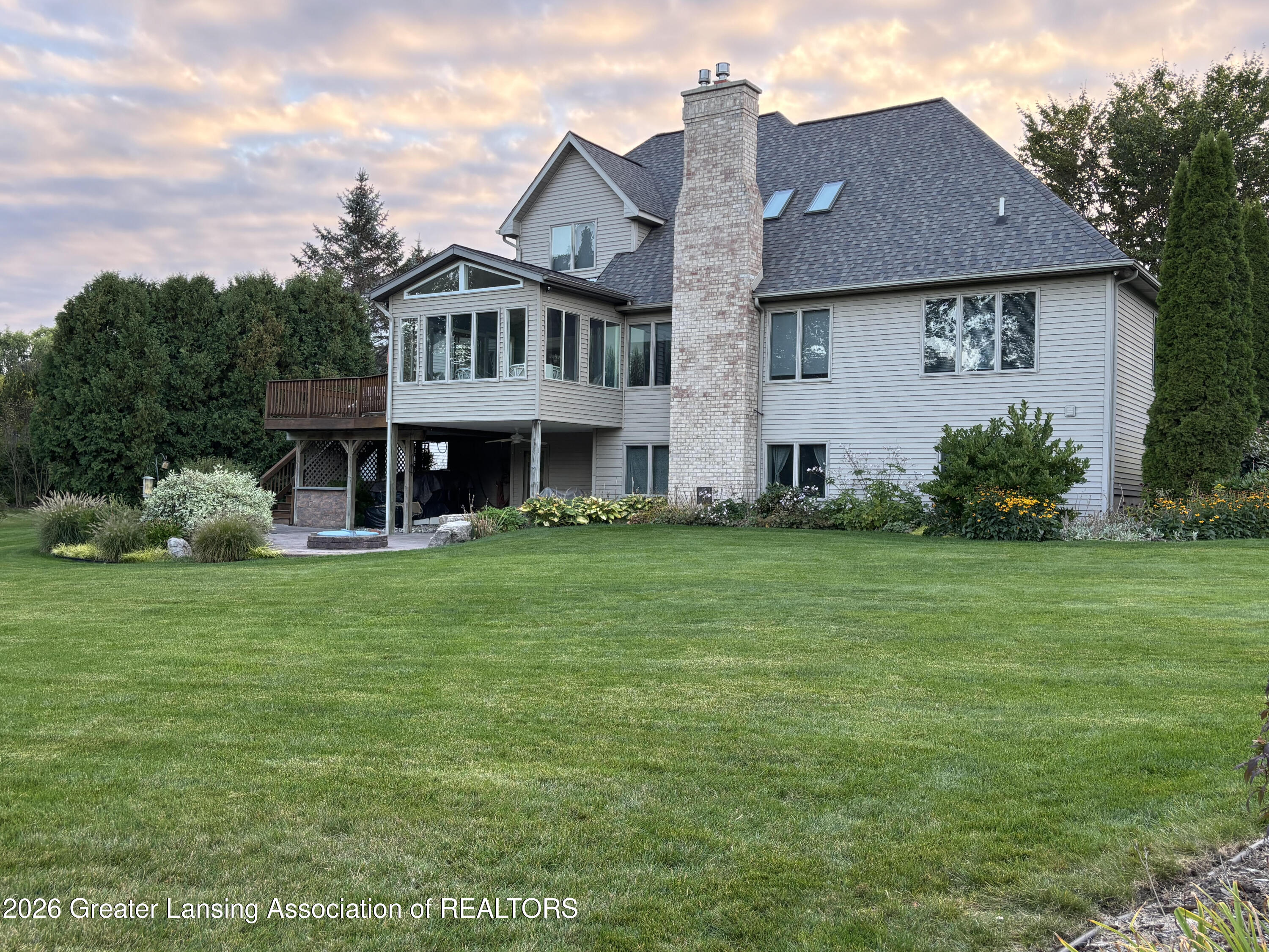 6710 White Clover Drive