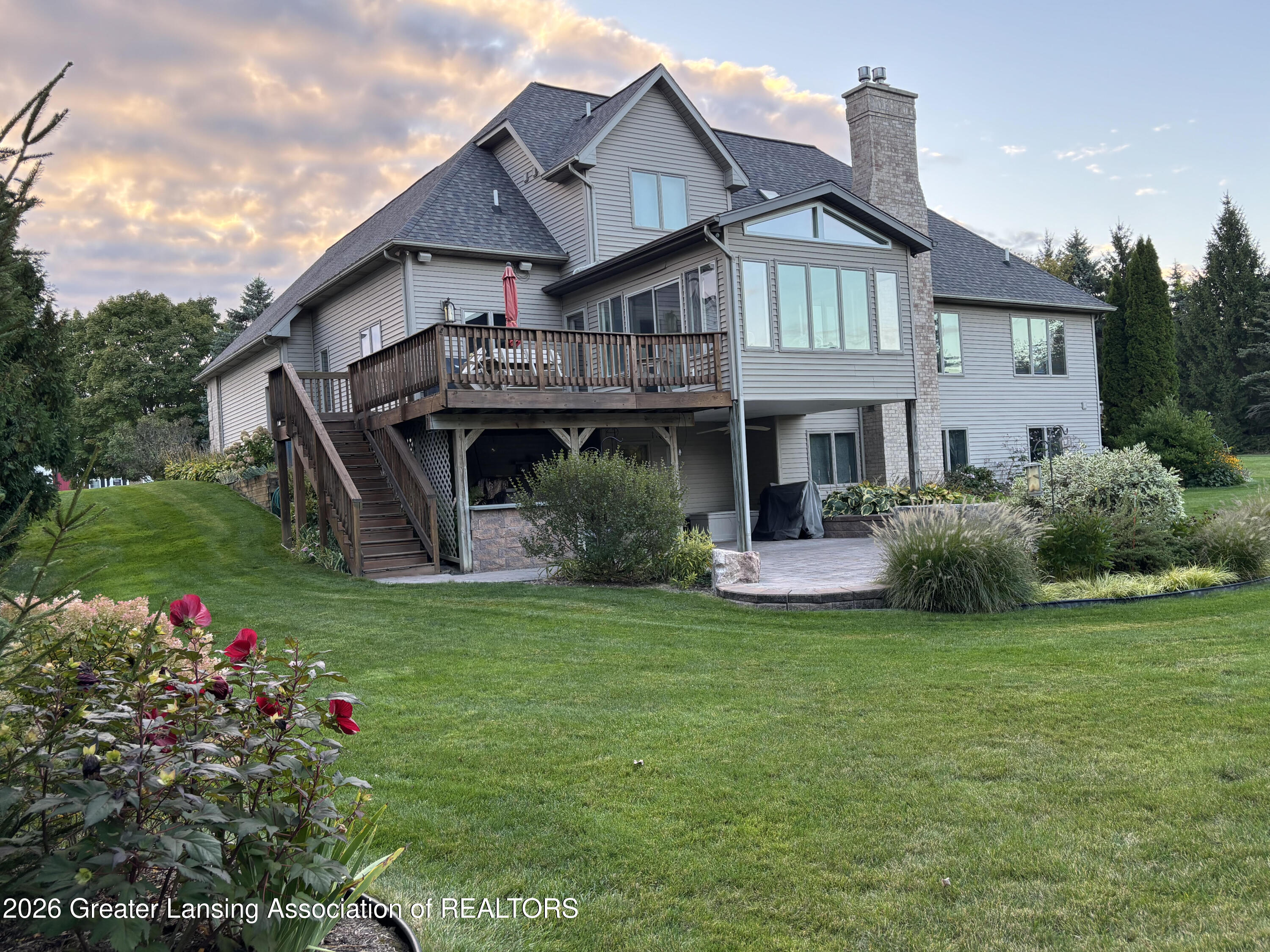 6710 White Clover Drive
