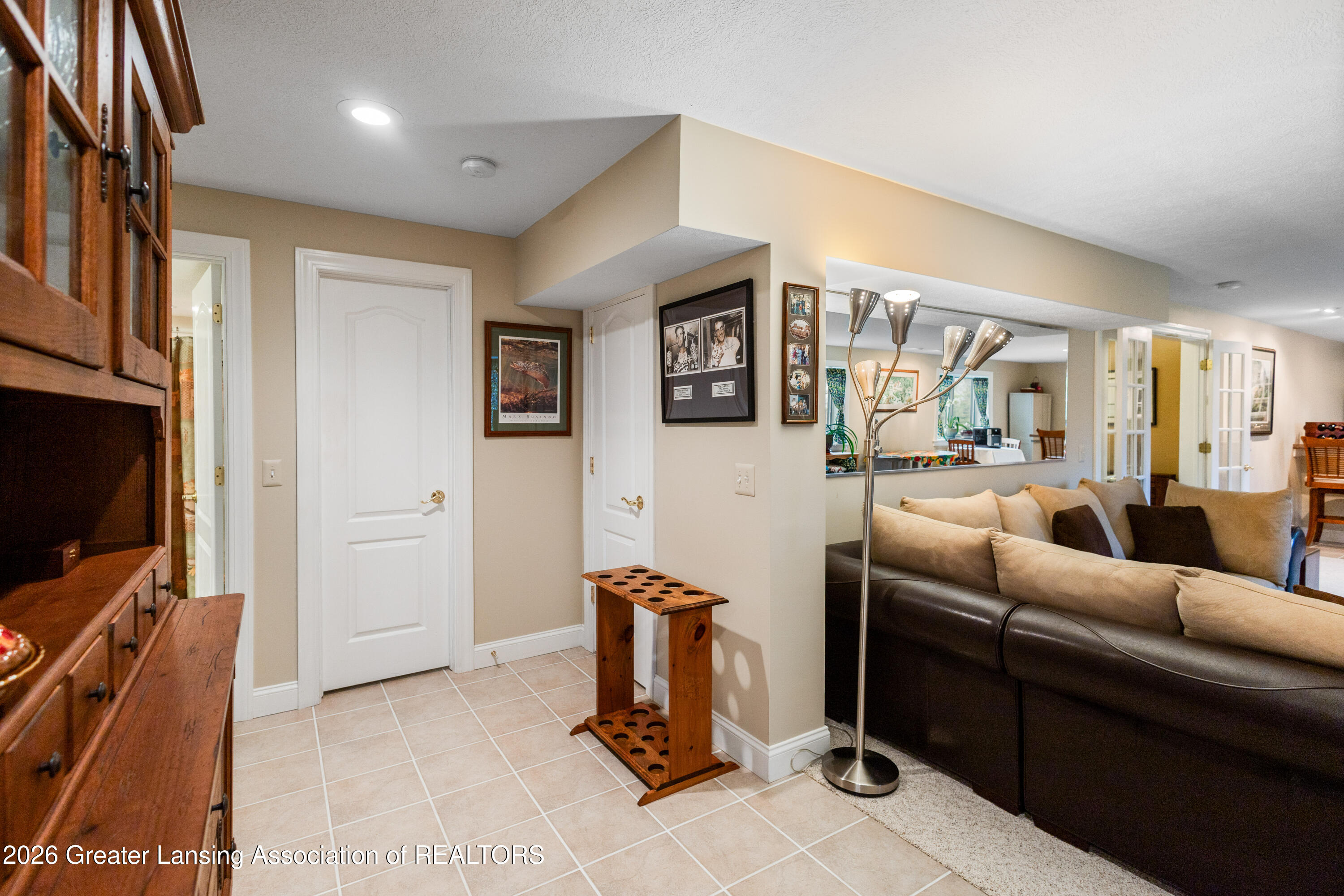6710 White Clover Drive