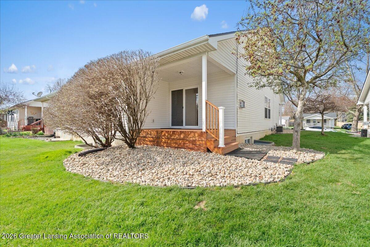 710 E Walker Street, St. Johns