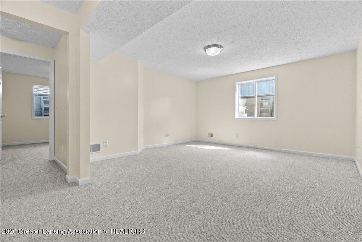 710 E Walker Street, St. Johns
