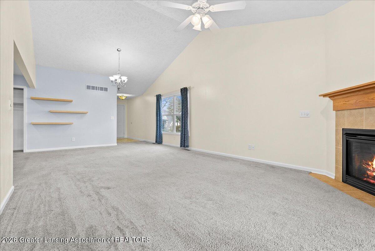 710 E Walker Street, St. Johns