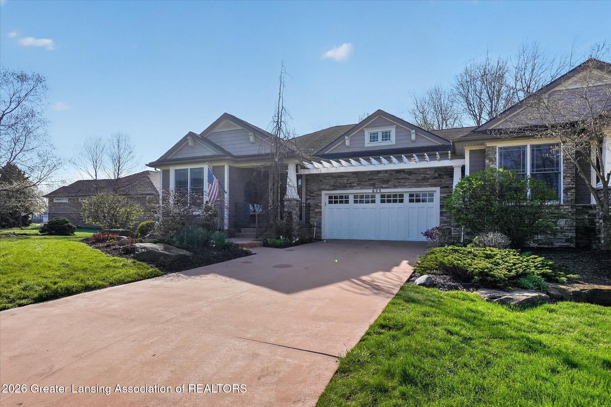 605 Ibis Circle