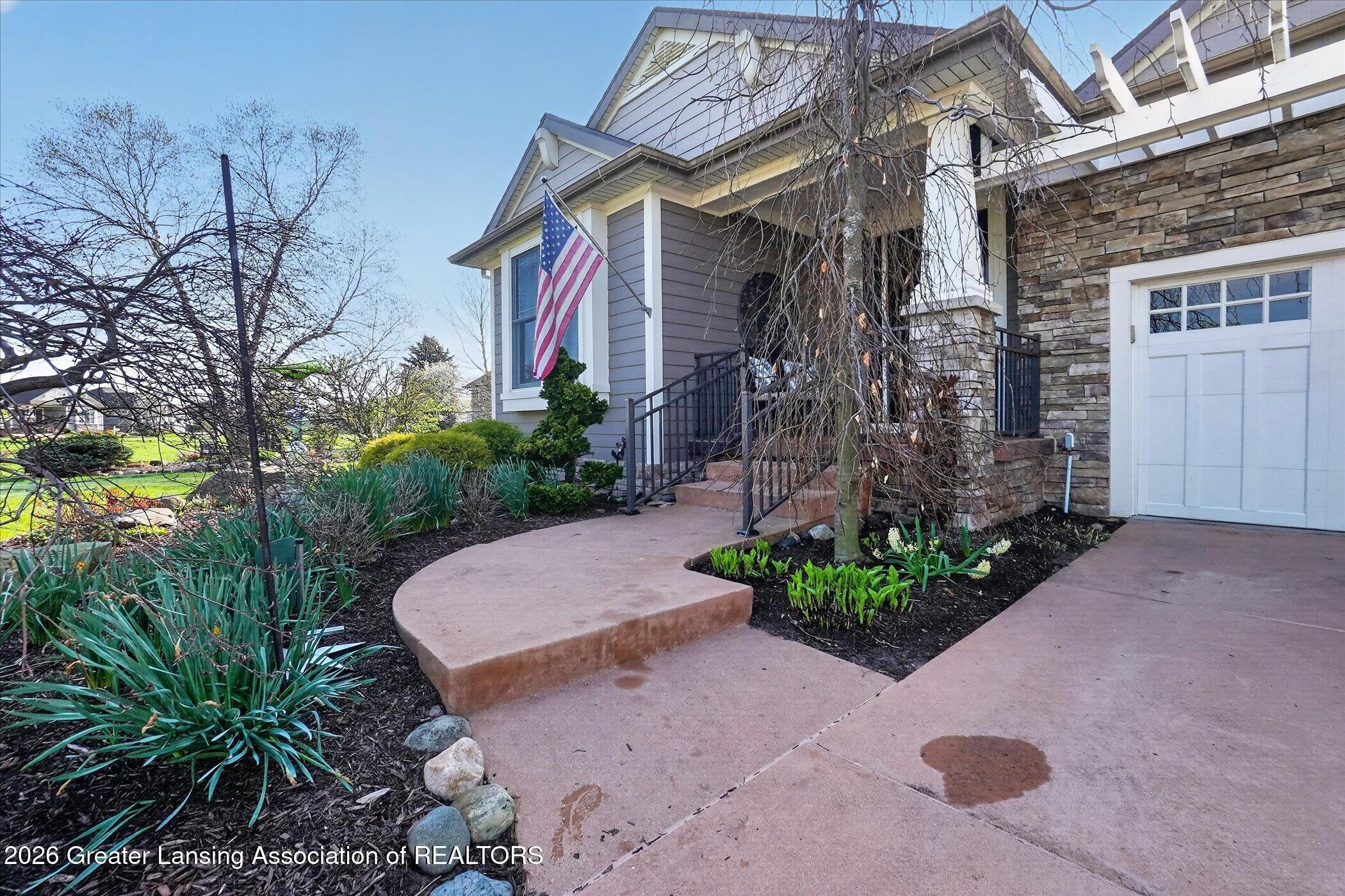 605 Ibis Circle