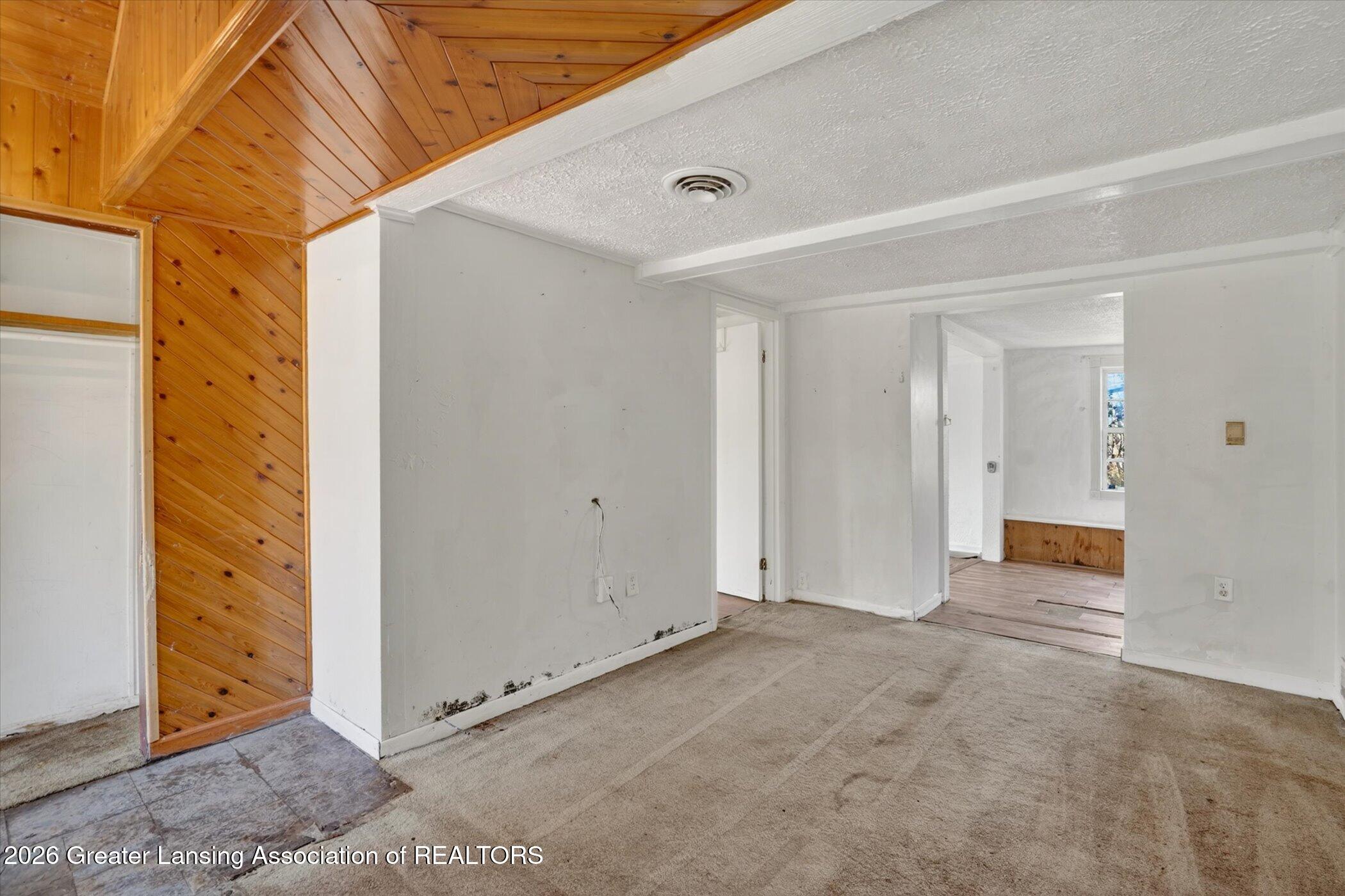 3024 W Jolly Road