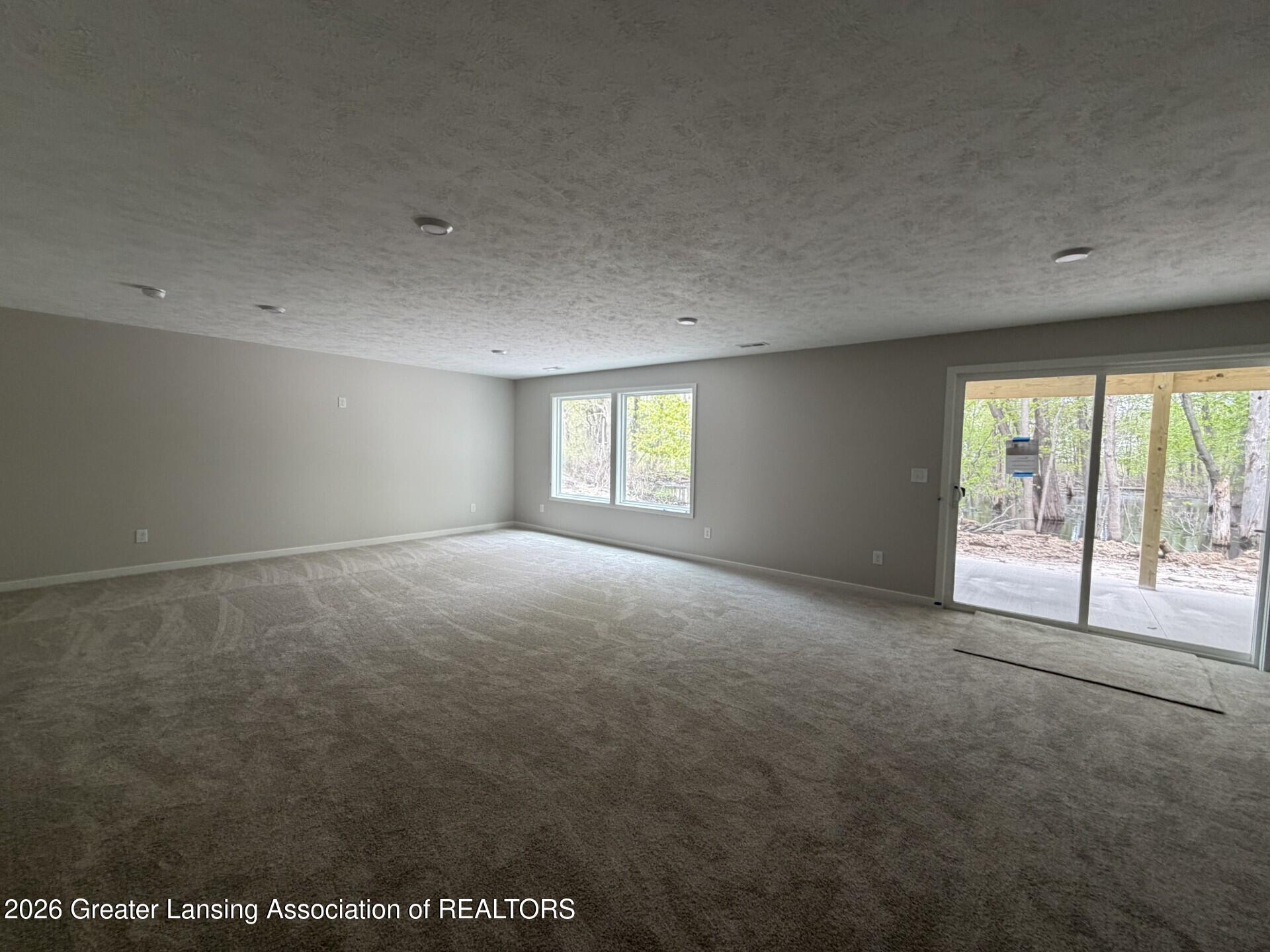 14175 Ambrosia Avenue, DeWitt