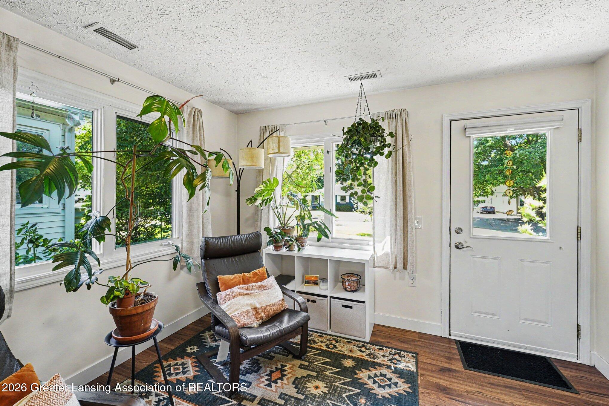 568 Lexington Avenue